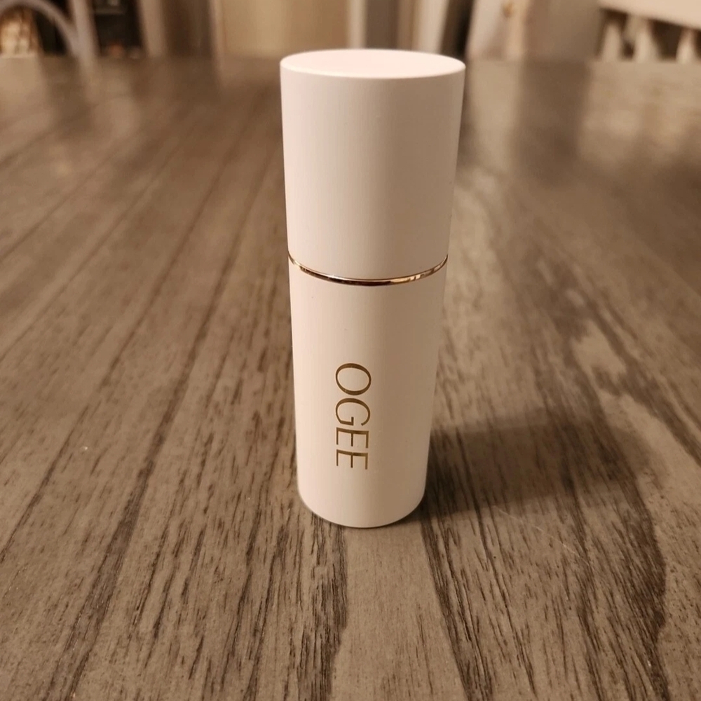OGEE Cream Foundation Stick